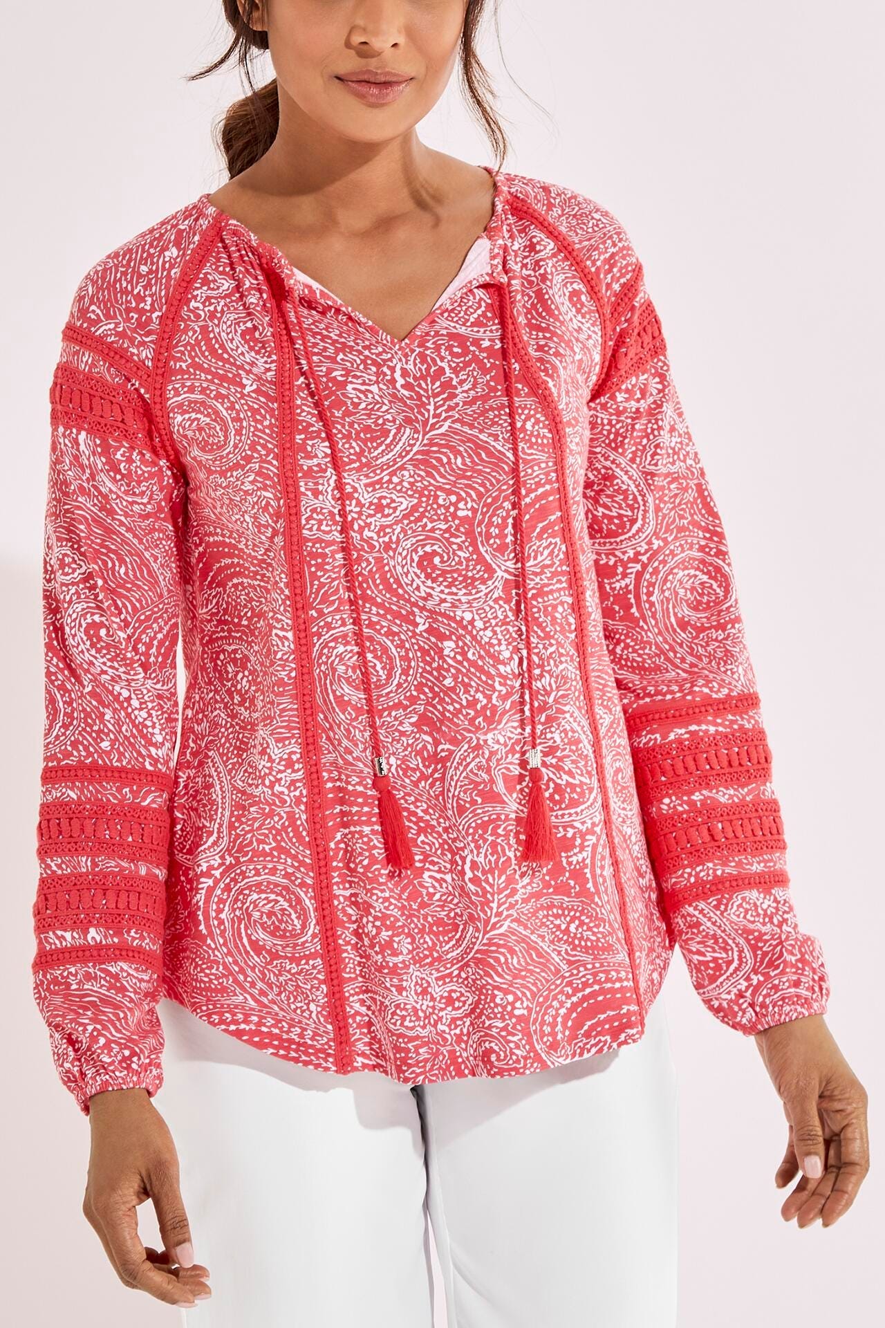 Color_Radiant Coral Delicate Paisley